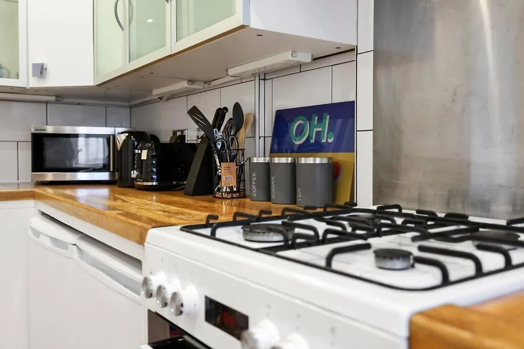 Cozy Private 1-Bedroom Apartment Short Term Rental & Flexible Renting Hoxton With Free Wifi London