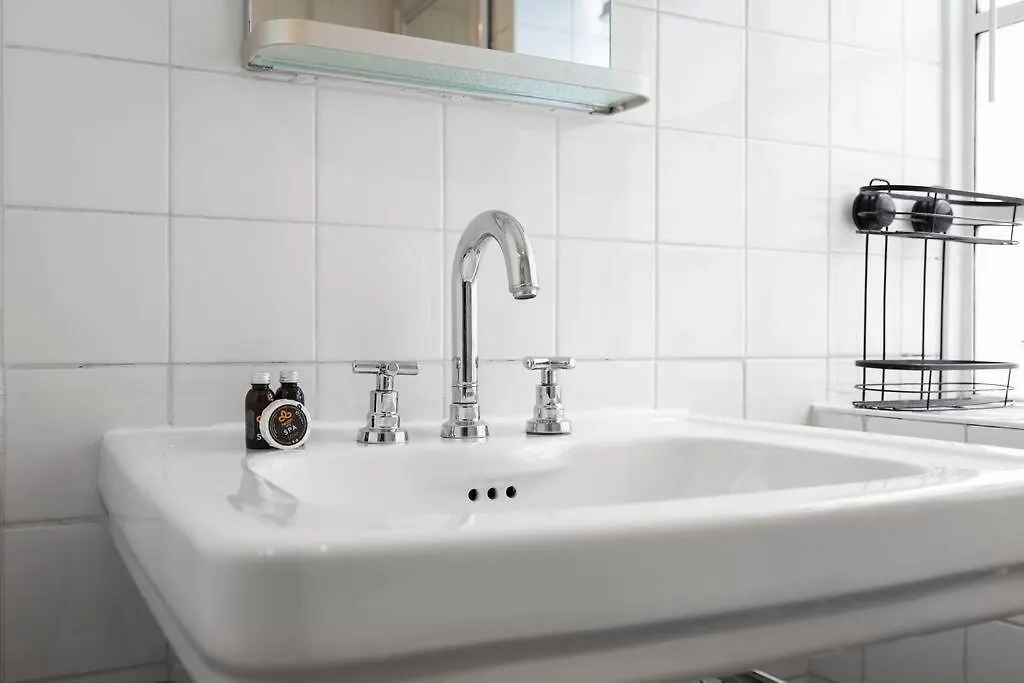 Cozy Private 1-Bedroom Apartment Short Term Rental & Flexible Renting Hoxton With Free Wifi London